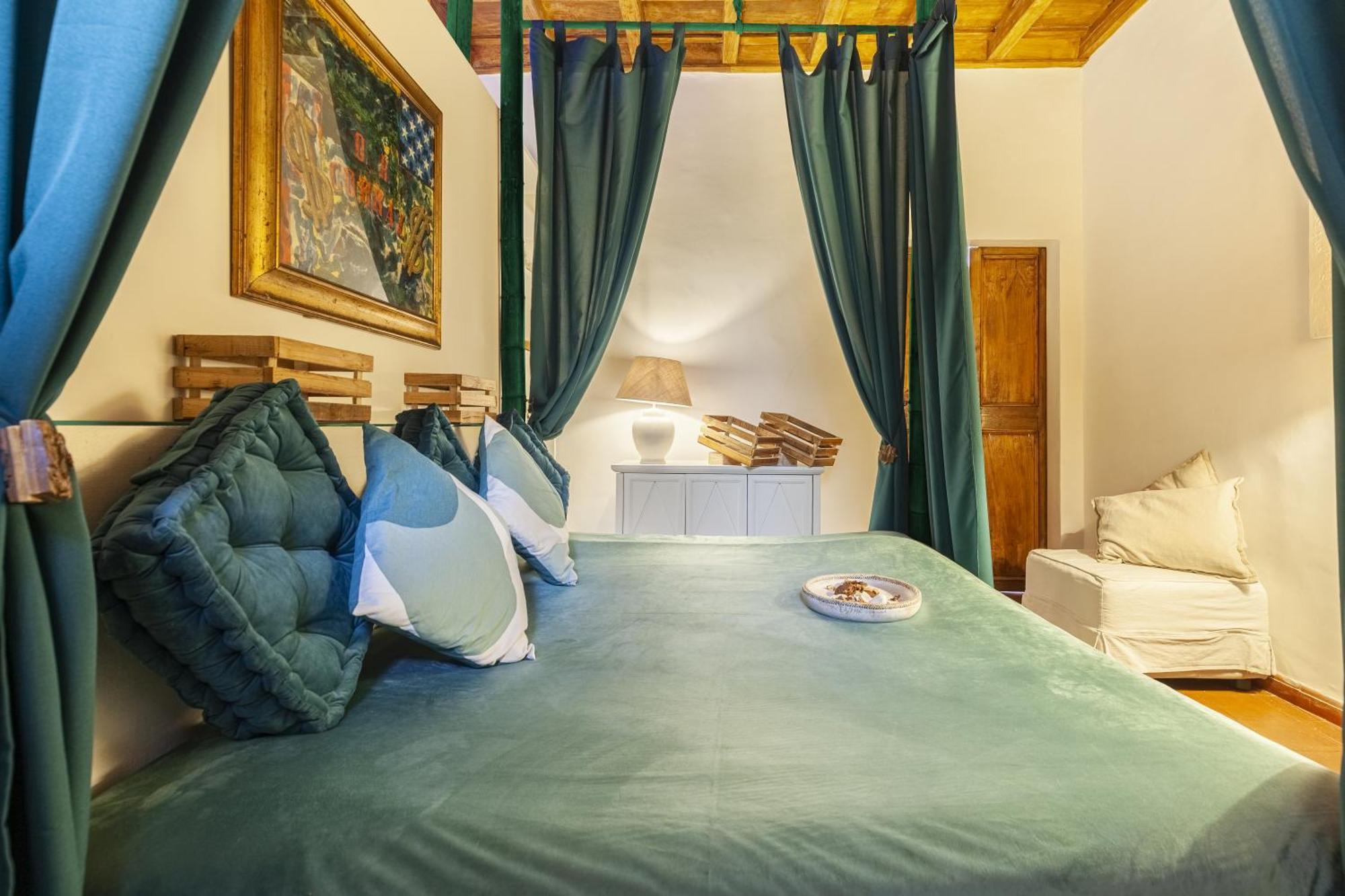 Campo Dei Fiori Luxury Gold Apartment Rom